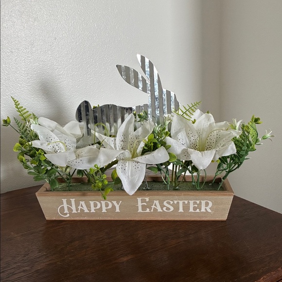 NWT Happy Easter Faux Floral Arrangement Wooden Box Centerpiece w/ Metal Bunny - Picture 14 of 17